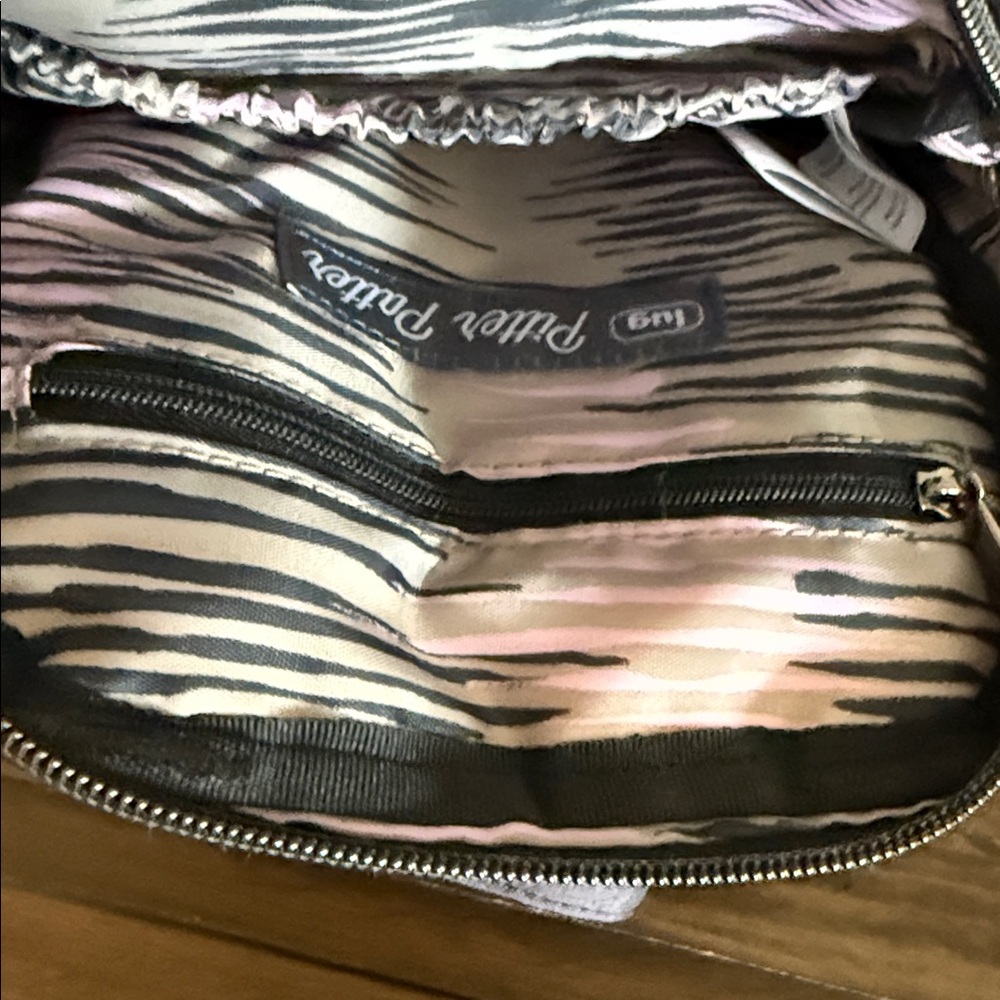 Lug Black Crossbody Pitter Patter - Picture 9 of 10